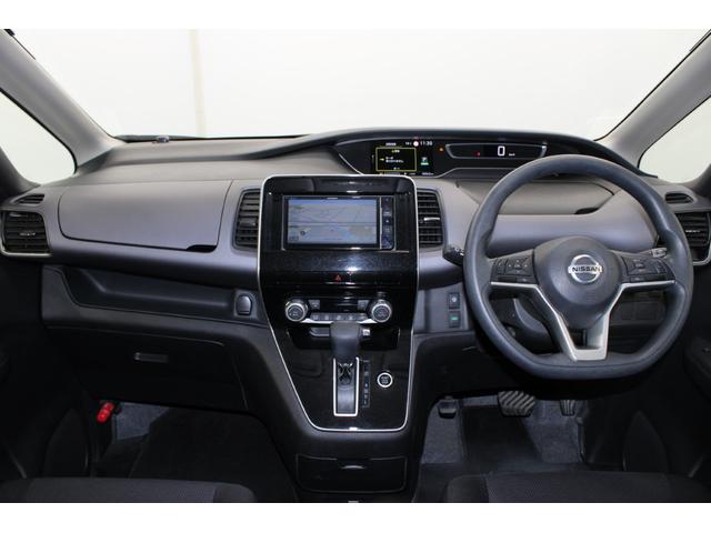 セレナ Ｘ　禁煙車　カロッツェリアナビ　フルセグ　クルーズコントロール　両側スライドドア　エマージェンシーブレーキ　ＥＴＣ　アイドリングストップ　Ｂｌｕｅｔｏｏｔｈ接続　オートエアコン　スマートエントリーシステム（19枚目）