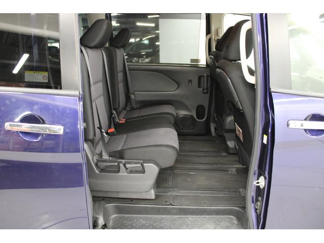 セレナ Ｘ　禁煙車　カロッツェリアナビ　フルセグ　クルーズコントロール　両側スライドドア　エマージェンシーブレーキ　ＥＴＣ　アイドリングストップ　Ｂｌｕｅｔｏｏｔｈ接続　オートエアコン　スマートエントリーシステム（36枚目）