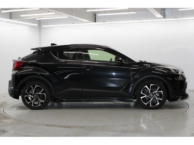 Ｃ－ＨＲ Ｇ　純正オーディオ／全周囲カメラ／クリアランスソナー／衝突軽減ブレーキ／レーダークルーズ／シートヒーター／オートハイビーム／ＬＥＤ／ＥＴＣ（5枚目）