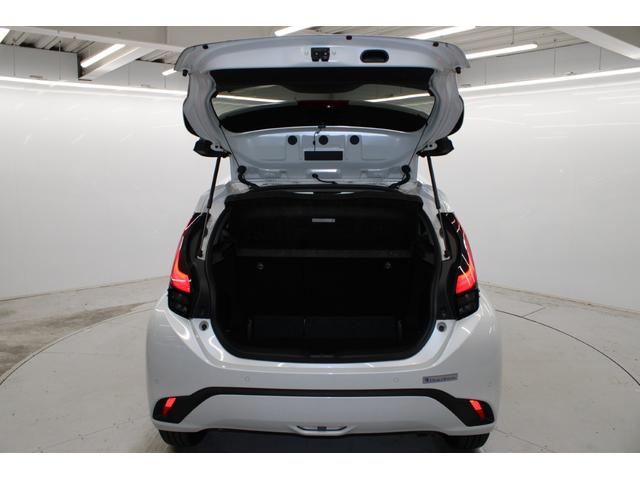 アクア Z 禁煙車 純正10.5インチナビ ビルトインETC2.0 アラウンドビューモニター アダプティブクルーズコントロール ヘッドアップディスプレイ トヨタセーフティセンス ブラインドスポットモニター LED(30枚目)