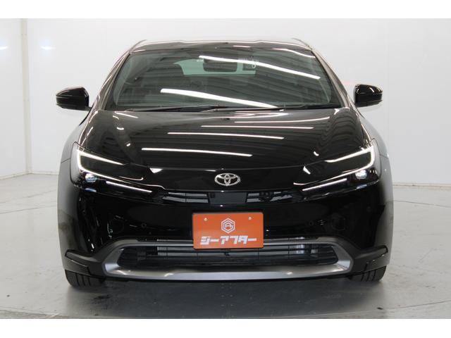 プリウス U 現行 禁煙車 純正8インチディスプレイオーディオ ビルトインETC2.0 トヨタセーフティセンス ブラインドスポットモニター アラウンドビューモニター シートヒーター アダプティブクルーズコントロール(3枚目)