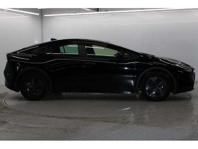 プリウス U 現行 禁煙車 純正8インチディスプレイオーディオ ビルトインETC2.0 トヨタセーフティセンス ブラインドスポットモニター アラウンドビューモニター シートヒーター アダプティブクルーズコントロール(5枚目)