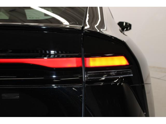 プリウス U 現行 禁煙車 純正8インチディスプレイオーディオ ビルトインETC2.0 トヨタセーフティセンス ブラインドスポットモニター アラウンドビューモニター シートヒーター アダプティブクルーズコントロール(18枚目)