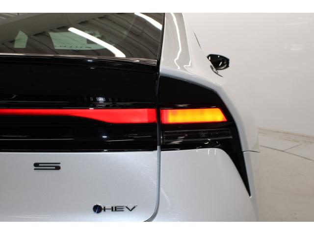 プリウス U 現行 禁煙車 純正8インチディスプレイオーディオ ビルトインETC2.0 トヨタセーフティセンス ブラインドスポットモニター アラウンドビューモニター ステアリングヒーター アダプティブクルコン(15枚目)