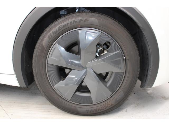 プリウス U 現行 禁煙車 純正8インチディスプレイオーディオ ビルトインETC2.0 トヨタセーフティセンス ブラインドスポットモニター アラウンドビューモニター ステアリングヒーター アダプティブクルコン(19枚目)