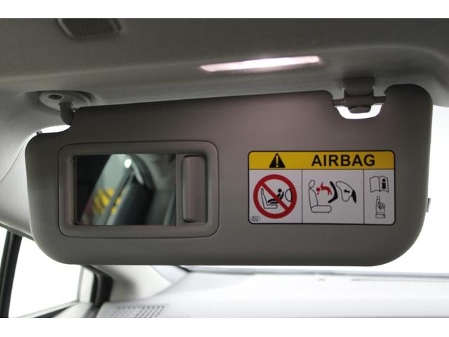 プリウス U 現行 禁煙車 純正8インチディスプレイオーディオ ビルトインETC2.0 トヨタセーフティセンス ブラインドスポットモニター アラウンドビューモニター ステアリングヒーター アダプティブクルコン(42枚目)