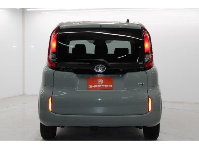 シエンタ ハイブリッドＸ　禁煙車　純正８インチディスプレイオーディオ　片側電動スライドドア　バックカメラ　レーダークルーズコントロール　オートハイビーム　衝突軽減ブレーキ　ＥＴＣ２．０　レーンアシスト　ＬＥＤヘッドライト（7枚目）