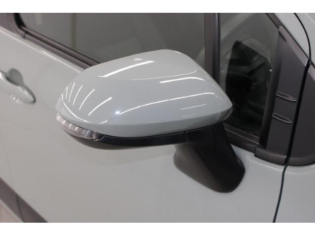 シエンタ ハイブリッドＸ　禁煙車　純正８インチディスプレイオーディオ　片側電動スライドドア　バックカメラ　レーダークルーズコントロール　オートハイビーム　衝突軽減ブレーキ　ＥＴＣ２．０　レーンアシスト　ＬＥＤヘッドライト（15枚目）