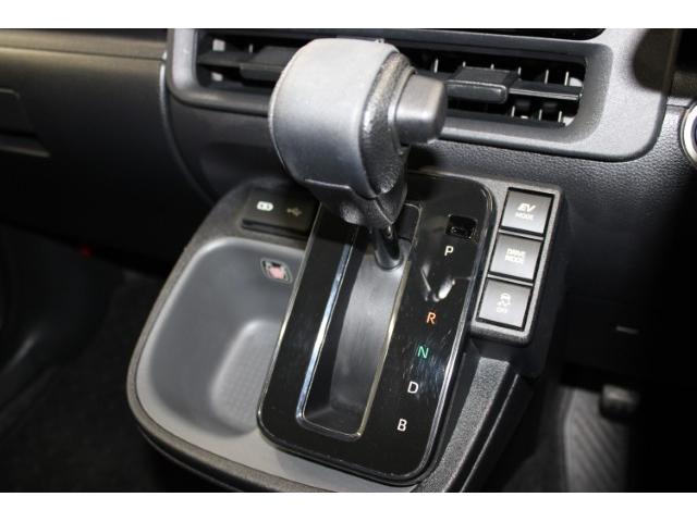 シエンタ ハイブリッドＸ　禁煙車　純正８インチディスプレイオーディオ　片側電動スライドドア　バックカメラ　レーダークルーズコントロール　オートハイビーム　衝突軽減ブレーキ　ＥＴＣ２．０　レーンアシスト　ＬＥＤヘッドライト（62枚目）