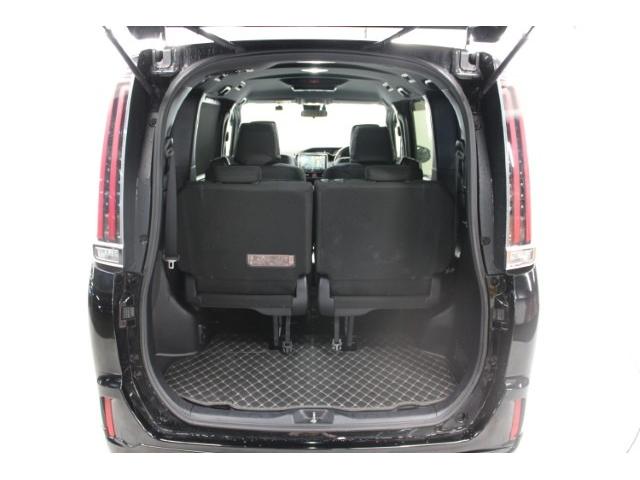 エスクァイア ハイブリッドXi 後期型 禁煙 ワンオーナー モデリスタエアロ ディスプレイオーディオ 10型後席モニター バックカメラ 片側電動スライドドア 衝突軽減ブレーキ クルーズコントロール シートヒーター LEDヘッドライト(77枚目)