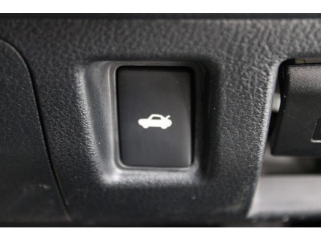 RC RC200t バージョンL 禁煙車 メーカー10.3型ナビ フルセグ バックカメラ 茶革シート BSM レーダークルーズ 衝突軽減ブレーキ シートエアコン レーンアシスト クリアランスナー 3眼LEDヘッドライト ETC2.0(57枚目)