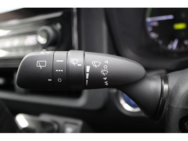 シエンタ ハイブリッドG 禁煙車 純正10.5型ナビ パラノミックビューモニター フルセグ コンフォートパッケージ 両側電動スライドドア シートヒーター レーダークルーズ ETC2.0 ブラインドスポットモニター 衝突軽減(54枚目)