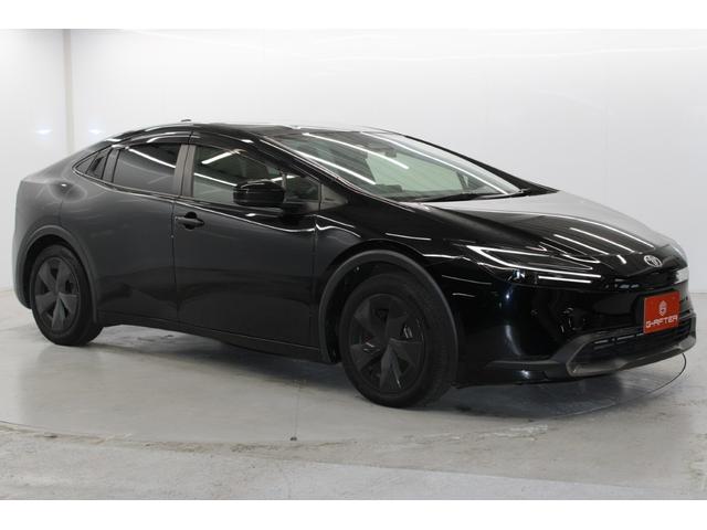 プリウス Ｕ　禁煙車　純正８インチディスプレイオーディオ　トヨタセーフティセンス　ブラインドスポットモニター　セカンダリーコリジョンブレーキ　ＥＴＣ２．０　ステアリングヒーター　シートヒーター　ドアミラーヒーター（8枚目）