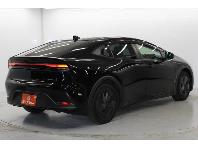 プリウス Ｕ　禁煙車　純正８インチディスプレイオーディオ　トヨタセーフティセンス　ブラインドスポットモニター　セカンダリーコリジョンブレーキ　ＥＴＣ２．０　ステアリングヒーター　シートヒーター　ドアミラーヒーター（10枚目）