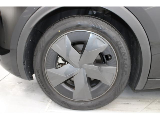 プリウス Ｕ　禁煙車　純正８インチディスプレイオーディオ　トヨタセーフティセンス　ブラインドスポットモニター　セカンダリーコリジョンブレーキ　ＥＴＣ２．０　ステアリングヒーター　シートヒーター　ドアミラーヒーター（24枚目）