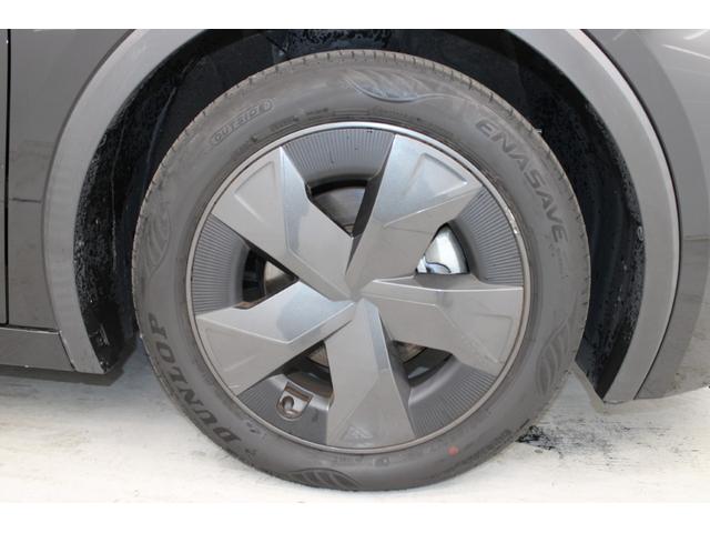 プリウス Ｕ　禁煙車　純正８インチディスプレイオーディオ　トヨタセーフティセンス　ブラインドスポットモニター　セカンダリーコリジョンブレーキ　ＥＴＣ２．０　ステアリングヒーター　シートヒーター　ドアミラーヒーター（25枚目）