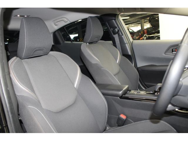 プリウス Ｕ　禁煙車　純正８インチディスプレイオーディオ　トヨタセーフティセンス　ブラインドスポットモニター　セカンダリーコリジョンブレーキ　ＥＴＣ２．０　ステアリングヒーター　シートヒーター　ドアミラーヒーター（30枚目）