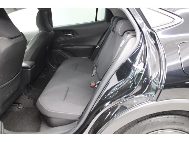 プリウス Ｕ　禁煙車　純正８インチディスプレイオーディオ　トヨタセーフティセンス　ブラインドスポットモニター　セカンダリーコリジョンブレーキ　ＥＴＣ２．０　ステアリングヒーター　シートヒーター　ドアミラーヒーター（40枚目）