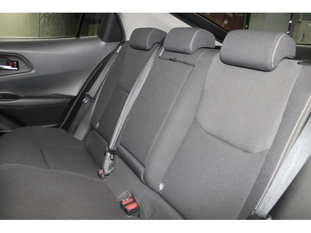 プリウス Ｕ　禁煙車　純正８インチディスプレイオーディオ　トヨタセーフティセンス　ブラインドスポットモニター　セカンダリーコリジョンブレーキ　ＥＴＣ２．０　ステアリングヒーター　シートヒーター　ドアミラーヒーター（41枚目）