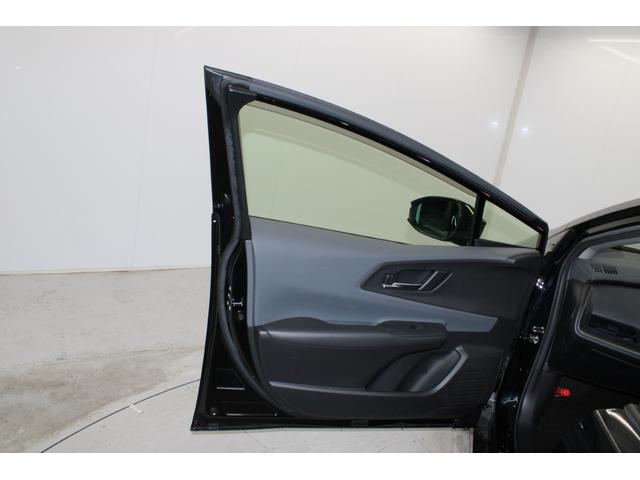 プリウス Ｕ　禁煙車　純正８インチディスプレイオーディオ　トヨタセーフティセンス　ブラインドスポットモニター　セカンダリーコリジョンブレーキ　ＥＴＣ２．０　ステアリングヒーター　シートヒーター　ドアミラーヒーター（42枚目）