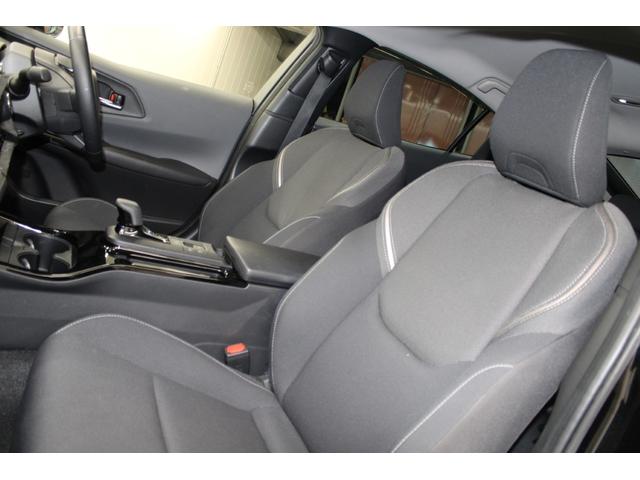 プリウス Ｕ　禁煙車　純正８インチディスプレイオーディオ　トヨタセーフティセンス　ブラインドスポットモニター　セカンダリーコリジョンブレーキ　ＥＴＣ２．０　ステアリングヒーター　シートヒーター　ドアミラーヒーター（44枚目）