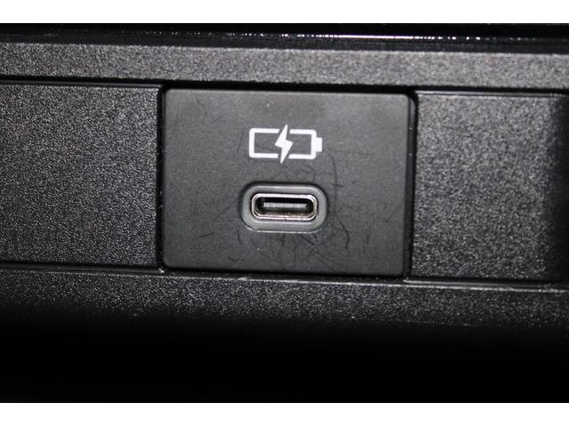 プリウス Ｕ　禁煙車　純正８インチディスプレイオーディオ　トヨタセーフティセンス　ブラインドスポットモニター　セカンダリーコリジョンブレーキ　ＥＴＣ２．０　ステアリングヒーター　シートヒーター　ドアミラーヒーター（65枚目）