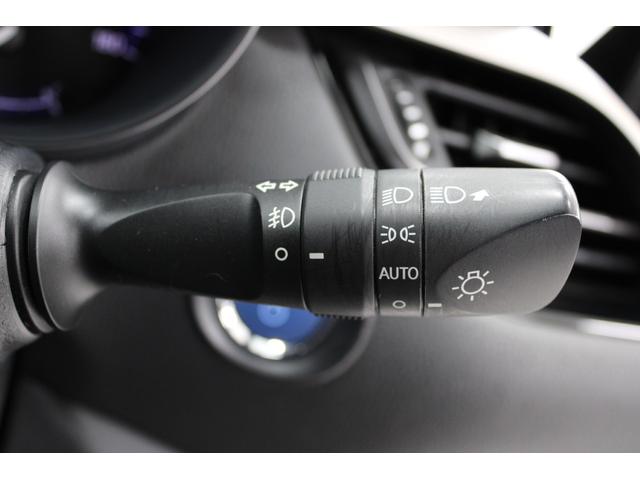 Ｃ－ＨＲ Ｇ　禁煙車　モデリスタフルエアロ　ＬＥＤヘッドランプ　バックカメラ　ＢＳＭ　衝突軽減　黒革シート　フルセグ　シートヒーター　クリアランスソナー　純正アルミホイール　レーンアシスト　ＥＴＣ　オートライト（52枚目）