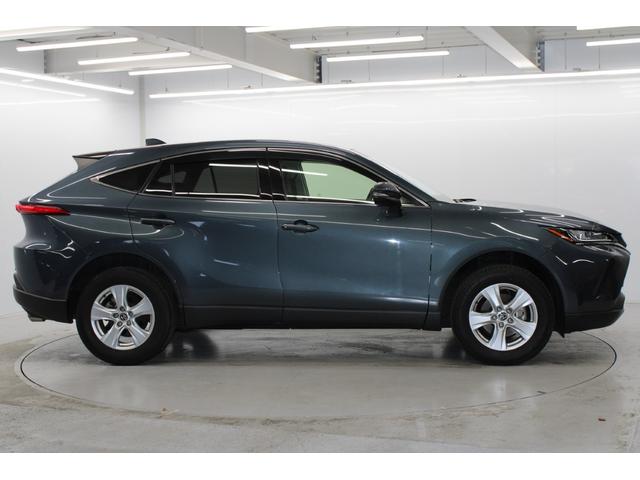 ハリアー Ｓ　禁煙車　純正８インチディスプレイオーディオ　Ｂカメラ　フルセグ　トヨタセーフティセンス　ＬＥＤヘッドライト　ビルトインＥＴＣ　レーダークルーズコントロール　オートマチックハイビーム　クリアランスソナー（5枚目）