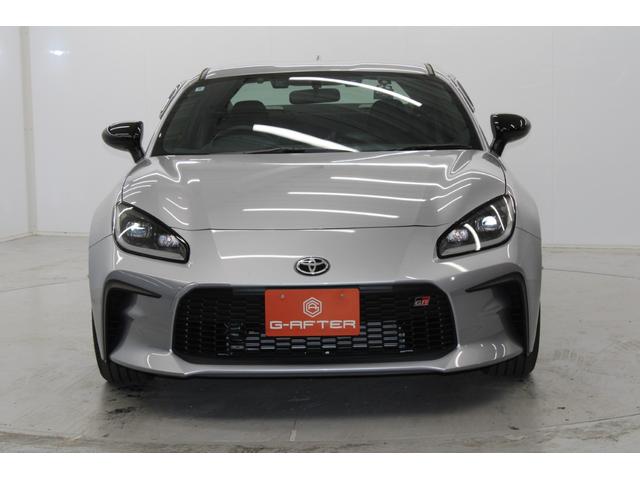 ＧＲ８６ ＳＺ　禁煙車　純正ナビ　フルセグ　バックカメラ　タイヤ空気圧警報システム　レーダークルーズ　衝突軽減　ＬＥＤヘッドライト　クリアランスソナー　ＥＴＣ　冷却式エンジンオイルクーラー　衝撃緩和ヘッドレスト（3枚目）