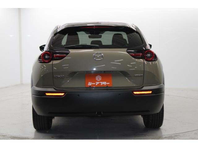 ＭＸ－３０ インダストリアルクラシック　禁煙車　純正８．８型ディスプレイ　全周囲カメラ　フルセグ　レーダークルーズ　セーフティＰＫＧ　アダプティブＬＥＤヘッドランプ　ブラウン内装　衝突軽減　ＢＳＭ　パワーシート　シートヒーター　ＥＴＣ（8枚目）