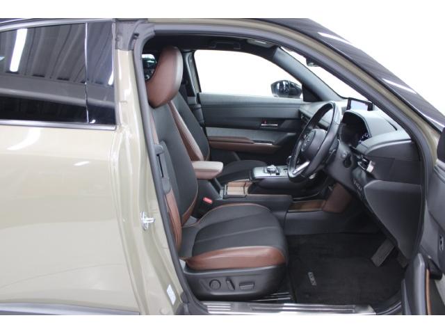 ＭＸ－３０ インダストリアルクラシック　禁煙車　純正８．８型ディスプレイ　全周囲カメラ　フルセグ　レーダークルーズ　セーフティＰＫＧ　アダプティブＬＥＤヘッドランプ　ブラウン内装　衝突軽減　ＢＳＭ　パワーシート　シートヒーター　ＥＴＣ（27枚目）