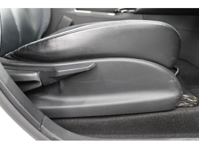 リーフ ｅ＋　Ｇ　禁煙車　ツートンルーフ　ＢＯＳＥサウンド　純正９インチナビ　ブラインドスポットモニター　プロパイロット　アラウンドビューモニター　ビルトインＥＴＣ２．０　ステアリングヒーター　シートヒーター（53枚目）