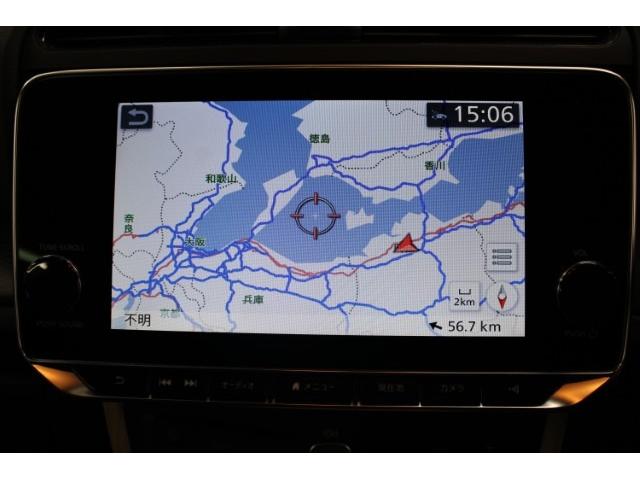 リーフ Ｘ　Ｖセレクション　禁煙車　ツートーンルーフ　純正ナビ　フルセグ　全周囲カメラ　プロパイロット　レーダークルーズ　シートヒーター　ＬＥＤヘッド　ｅ－ｐｅｄａｌ　純正１７インチＡＷ　クリアランスソナー　ＥＴＣ２．０（4枚目）