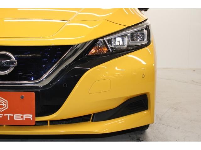 リーフ Ｘ　Ｖセレクション　禁煙車　ツートーンルーフ　純正ナビ　フルセグ　全周囲カメラ　プロパイロット　レーダークルーズ　シートヒーター　ＬＥＤヘッド　ｅ－ｐｅｄａｌ　純正１７インチＡＷ　クリアランスソナー　ＥＴＣ２．０（16枚目）