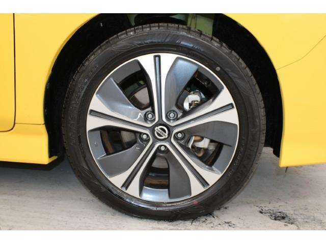 リーフ Ｘ　Ｖセレクション　禁煙車　ツートーンルーフ　純正ナビ　フルセグ　全周囲カメラ　プロパイロット　レーダークルーズ　シートヒーター　ＬＥＤヘッド　ｅ－ｐｅｄａｌ　純正１７インチＡＷ　クリアランスソナー　ＥＴＣ２．０（24枚目）