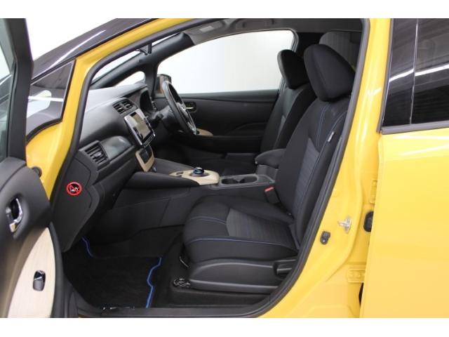 リーフ Ｘ　Ｖセレクション　禁煙車　ツートーンルーフ　純正ナビ　フルセグ　全周囲カメラ　プロパイロット　レーダークルーズ　シートヒーター　ＬＥＤヘッド　ｅ－ｐｅｄａｌ　純正１７インチＡＷ　クリアランスソナー　ＥＴＣ２．０（42枚目）