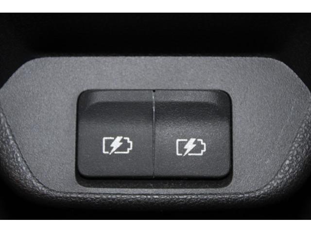 リーフ Ｘ　Ｖセレクション　禁煙車　ツートーンルーフ　純正ナビ　フルセグ　全周囲カメラ　プロパイロット　レーダークルーズ　シートヒーター　ＬＥＤヘッド　ｅ－ｐｅｄａｌ　純正１７インチＡＷ　クリアランスソナー　ＥＴＣ２．０（45枚目）