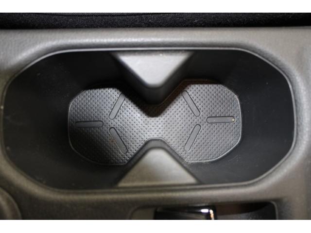 リーフ Ｘ　Ｖセレクション　禁煙車　ツートーンルーフ　純正ナビ　フルセグ　全周囲カメラ　プロパイロット　レーダークルーズ　シートヒーター　ＬＥＤヘッド　ｅ－ｐｅｄａｌ　純正１７インチＡＷ　クリアランスソナー　ＥＴＣ２．０（69枚目）