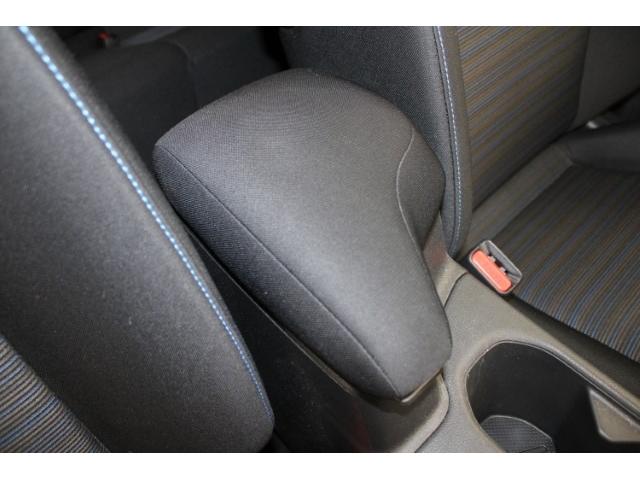 リーフ Ｘ　Ｖセレクション　禁煙車　ツートーンルーフ　純正ナビ　フルセグ　全周囲カメラ　プロパイロット　レーダークルーズ　シートヒーター　ＬＥＤヘッド　ｅ－ｐｅｄａｌ　純正１７インチＡＷ　クリアランスソナー　ＥＴＣ２．０（70枚目）