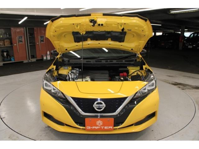 リーフ Ｘ　Ｖセレクション　禁煙車　ツートーンルーフ　純正ナビ　フルセグ　全周囲カメラ　プロパイロット　レーダークルーズ　シートヒーター　ＬＥＤヘッド　ｅ－ｐｅｄａｌ　純正１７インチＡＷ　クリアランスソナー　ＥＴＣ２．０（74枚目）