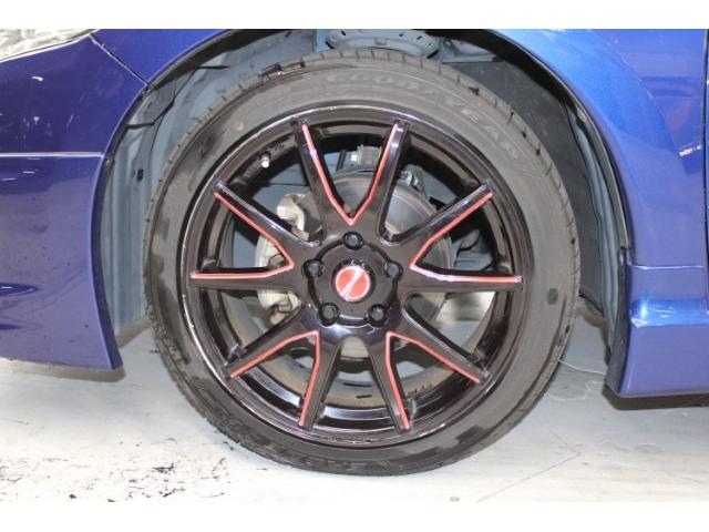 ＣＲ－Ｚ 日本カーオブザイヤー受賞記念車　禁煙車　無限フルエアロ　無限リアスポイラー　純正ナビ　バックカメラ　社外１７インチアルミホイール　６速ＡＴ　ビルトインＥＴＣ　ハーフレザー　ＨＩＤヘッドライト　フォグライト　カーオブザイヤー記念色（21枚目）