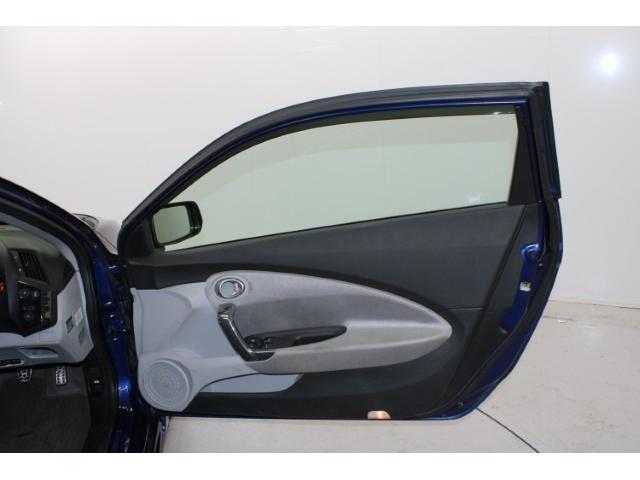 ＣＲ－Ｚ 日本カーオブザイヤー受賞記念車　禁煙車　無限フルエアロ　無限リアスポイラー　純正ナビ　バックカメラ　社外１７インチアルミホイール　６速ＡＴ　ビルトインＥＴＣ　ハーフレザー　ＨＩＤヘッドライト　フォグライト　カーオブザイヤー記念色（31枚目）