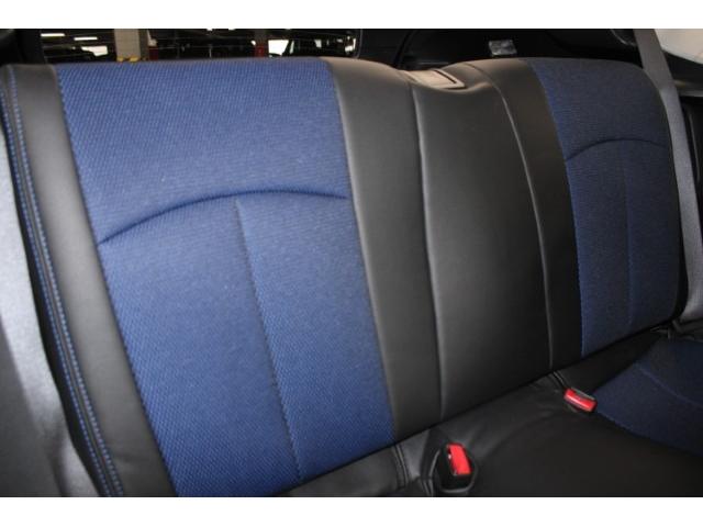 ＣＲ－Ｚ 日本カーオブザイヤー受賞記念車　禁煙車　無限フルエアロ　無限リアスポイラー　純正ナビ　バックカメラ　社外１７インチアルミホイール　６速ＡＴ　ビルトインＥＴＣ　ハーフレザー　ＨＩＤヘッドライト　フォグライト　カーオブザイヤー記念色（46枚目）