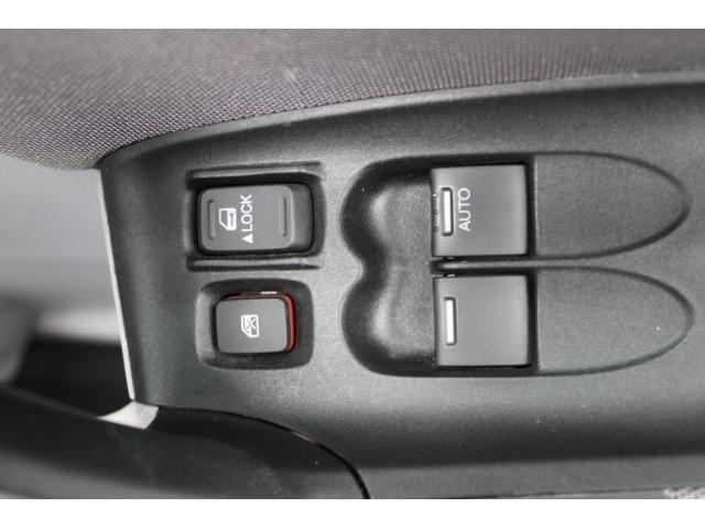 ＣＲ－Ｚ 日本カーオブザイヤー受賞記念車　禁煙車　無限フルエアロ　無限リアスポイラー　純正ナビ　バックカメラ　社外１７インチアルミホイール　６速ＡＴ　ビルトインＥＴＣ　ハーフレザー　ＨＩＤヘッドライト　フォグライト　カーオブザイヤー記念色（47枚目）