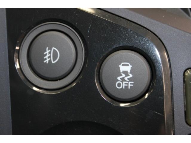 ＣＲ－Ｚ 日本カーオブザイヤー受賞記念車　禁煙車　無限フルエアロ　無限リアスポイラー　純正ナビ　バックカメラ　社外１７インチアルミホイール　６速ＡＴ　ビルトインＥＴＣ　ハーフレザー　ＨＩＤヘッドライト　フォグライト　カーオブザイヤー記念色（53枚目）