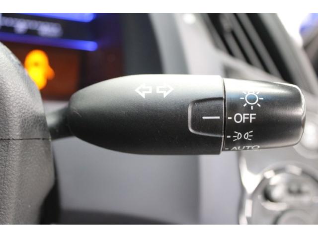 ＣＲ－Ｚ 日本カーオブザイヤー受賞記念車　禁煙車　無限フルエアロ　無限リアスポイラー　純正ナビ　バックカメラ　社外１７インチアルミホイール　６速ＡＴ　ビルトインＥＴＣ　ハーフレザー　ＨＩＤヘッドライト　フォグライト　カーオブザイヤー記念色（59枚目）