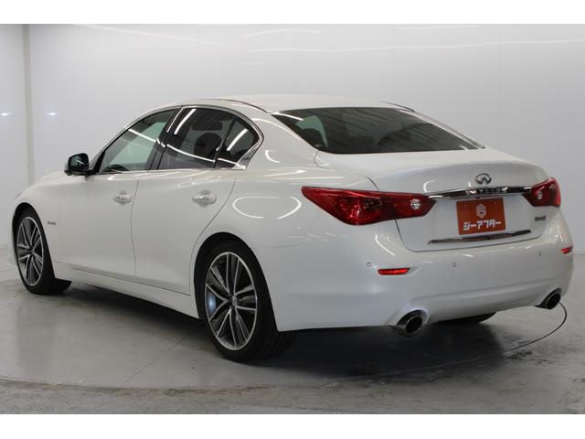 スカイライン 350GT ハイブリッド タイプSP 禁煙車 純正8インチナビ フルセグ 全周囲カメラ プロパイロット レーダークルーズ 障害物センサー 黒革シート 電動シート シートヒーター 純正19インチAW 電動チルトステアリング LED ETC(9枚目)