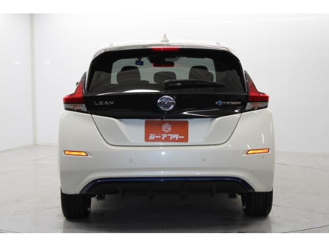 リーフ e+ X 禁煙車 純正9インチナビ フルセグ バックカメラ シートヒーター ビルドインETC2.0 LEDヘッドランプ オートクルーズ 純正16インチAW 衝突軽減システム Bluetooth接続 HDMI接続(7枚目)