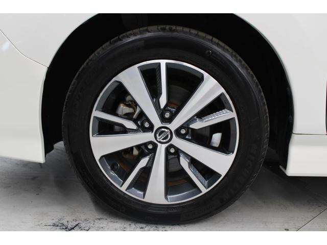 リーフ X 禁煙車 純正ナビ フルセグ アラウンドビューモニター シートヒーター 衝突軽減ブレーキ ステアリングヒーター オートクルーズコントロール ビルトインETC LEDヘッドライト クリアランスソナー(19枚目)