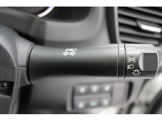 リーフ X 禁煙車 純正ナビ フルセグ アラウンドビューモニター シートヒーター 衝突軽減ブレーキ ステアリングヒーター オートクルーズコントロール ビルトインETC LEDヘッドライト クリアランスソナー(57枚目)